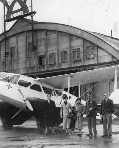 john parkes john shand anglo-american oil co dh rapide 1935 0381-0008